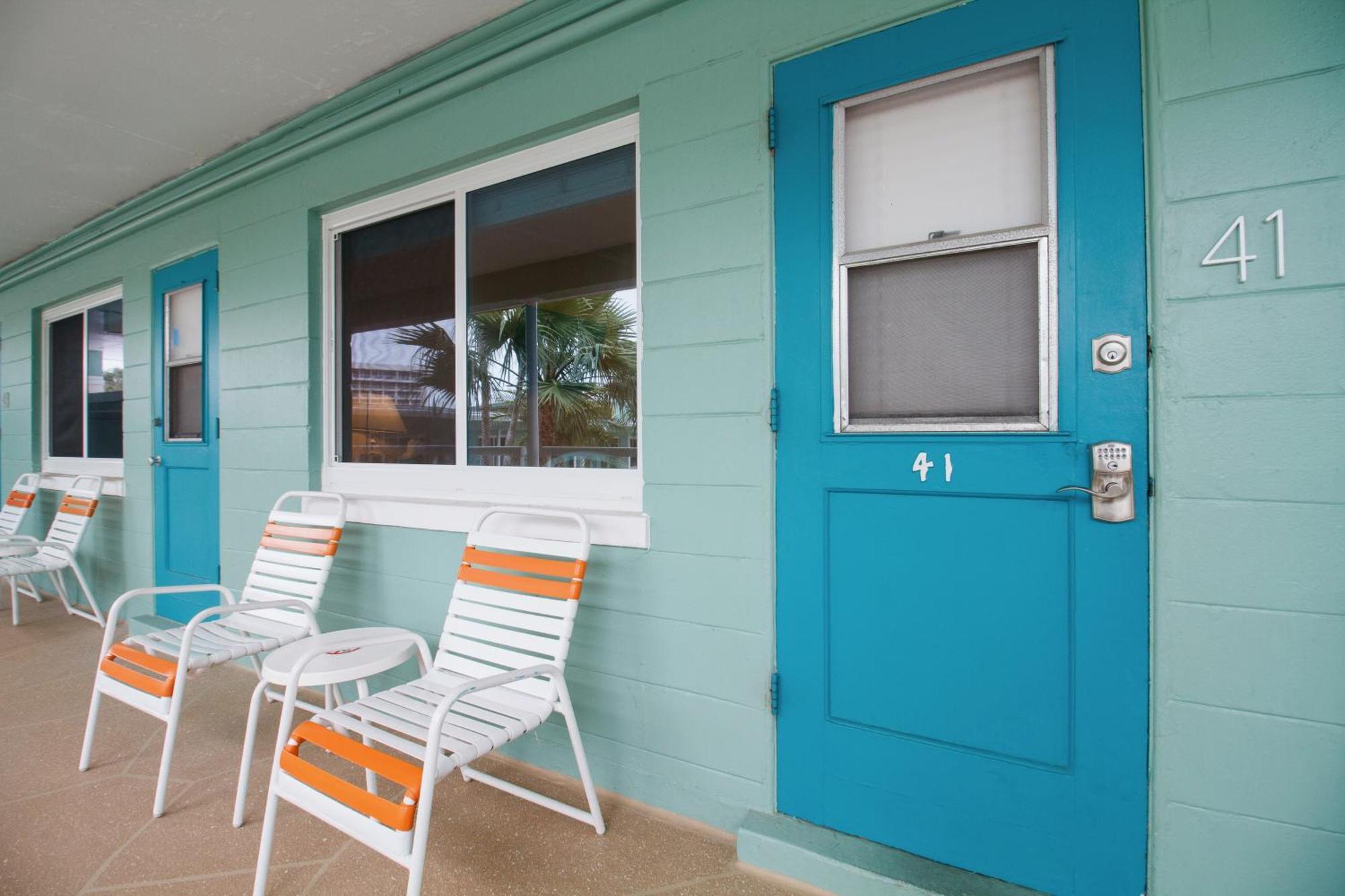 Tropic Terrace #41 - Beachfront Resort St. Pete Beach Exterior photo
